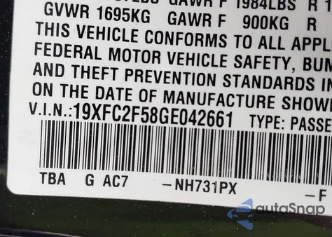 2016 Honda Civic Lx z USA, uszkodzony, nr VIN 19XFC2F58GE042661